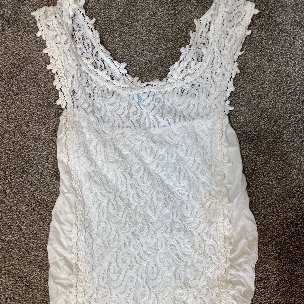Beautiful lace tank top!